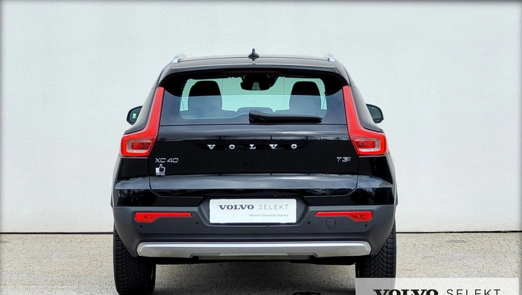 Volvo XC 40 cena 119888 przebieg: 42460, rok produkcji 2019 z Barczewo małe 352